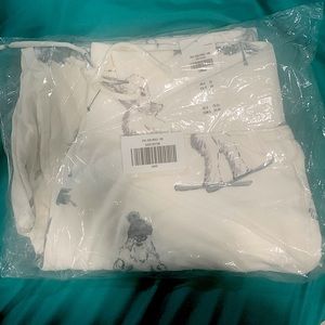 Hollister Cozy Yeti Pajama bottoms. Women